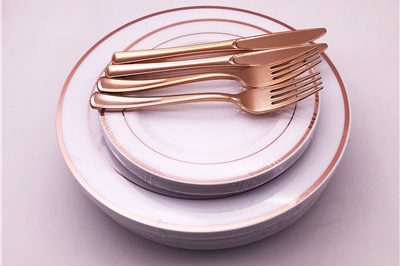 Premium disposable gold plastic party plate (1)