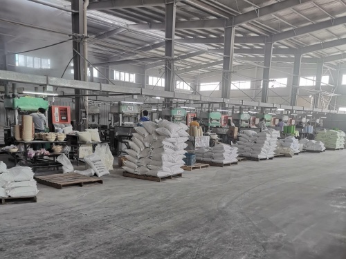 Plastic Dinnerware Material Preparation